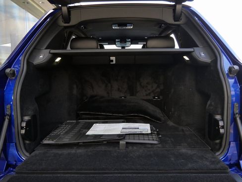 New 2026 Rolls-Royce Cullinan Black Badge image 31