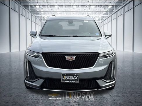 Used 2023 Cadillac XT6 Sport AWD/4WD image 6