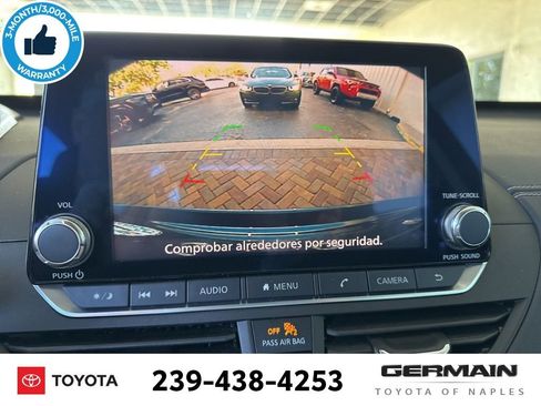 Used 2019 Nissan Altima 2.5 SV image 14