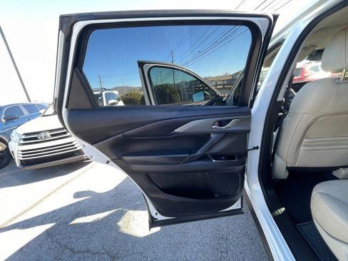 Used 2023 MAZDA CX-9 Touring Plus image 11