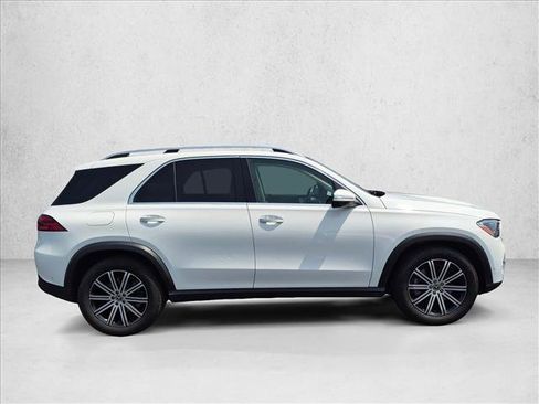 Used 2026 Mercedes-Benz GLE 450e 4MATIC image 4