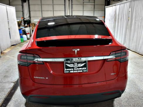 Used 2017 Tesla Model X 75D AWD/4WD image 5