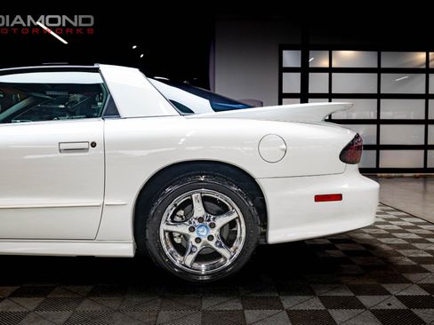 Used 1998 Pontiac Firebird Formula w/ Security Pkg image 11