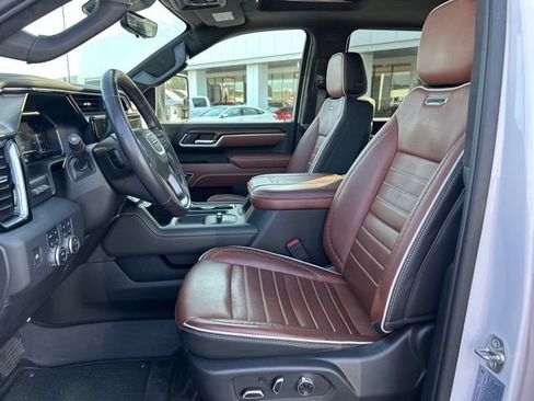 Used 2025 GMC Sierra 2500 Denali Ultimate AWD/4WD image 21