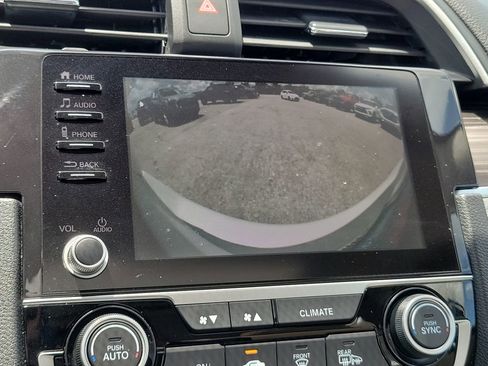 Used 2019 Honda Civic EX-L image 18