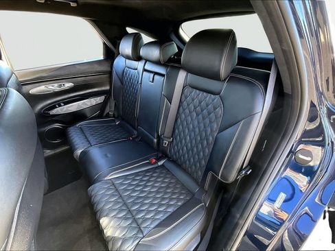 Used 2023 Genesis GV70 3.5T Sport w/ Sport Advanced Package image 18