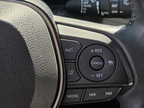 Used 2019 Toyota RAV4 XLE image 23