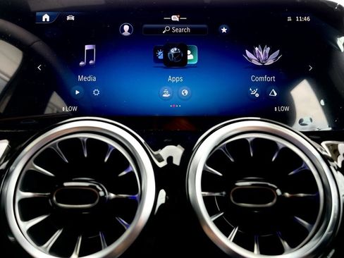 Certified 2025 Mercedes-Benz GLA 35 AMG 4MATIC image 30