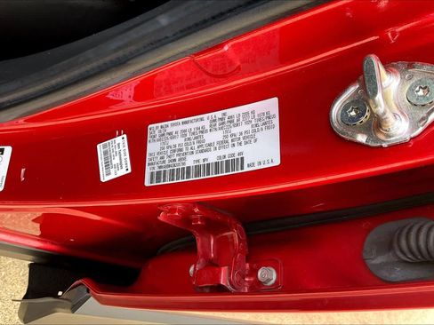 Used 2025 MAZDA CX-50 AWD 2.5 S w/ Preferred Package image 36