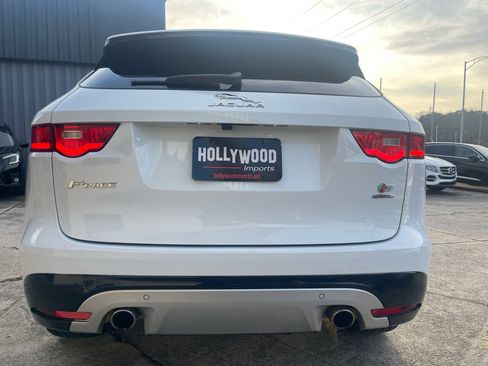 Used 2020 Jaguar F-PACE S image 5