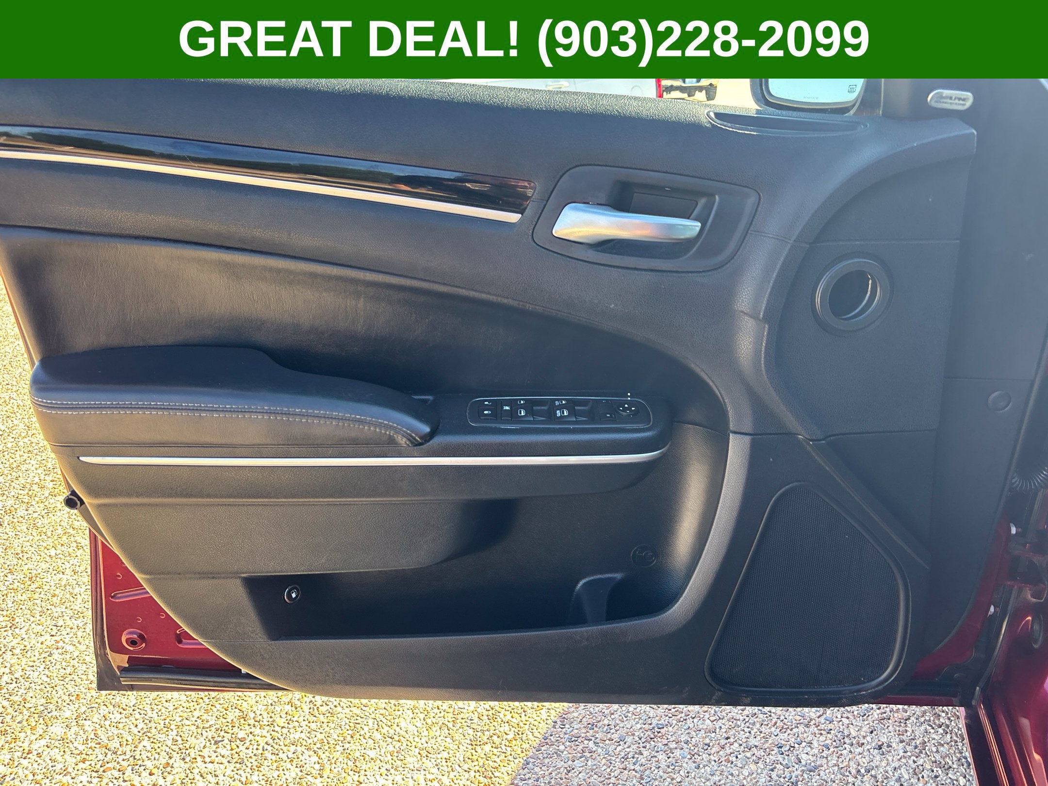 Used 2018 Chrysler 300 S w/ 300S Premium Group AWD/4WD image 21