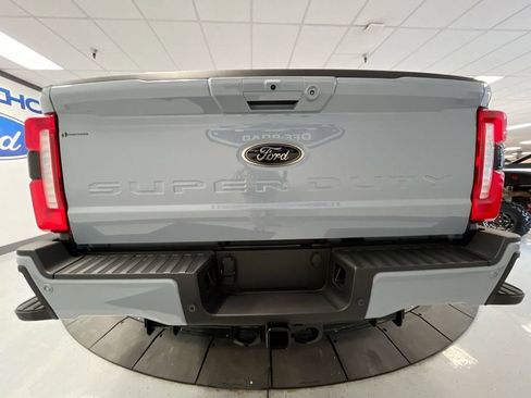New 2026 Ford F350 Lariat w/ Black Appearance Package AWD/4WD image 7