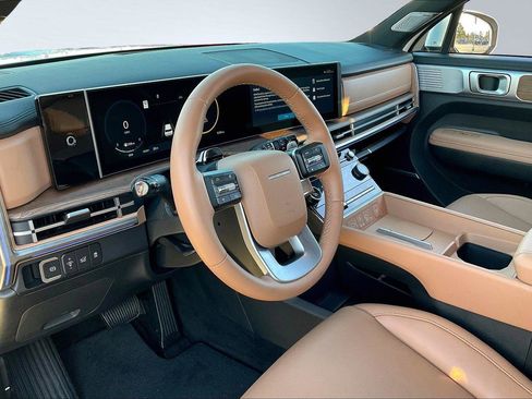Used 2025 Hyundai Santa Fe Limited image 14