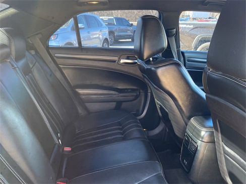 Used 2015 Chrysler 300 S image 13