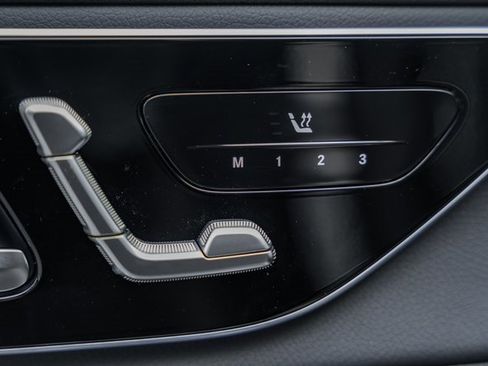 New 2025 Mercedes-Benz GLC 350e 4MATIC image 34