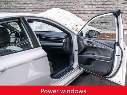 Certified 2025 Toyota Camry SE FWD image 19
