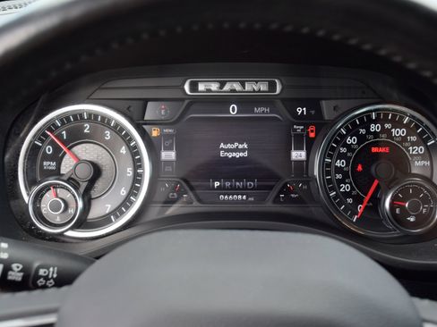 Used 2021 RAM 1500 Lone Star w/ Built-to-serve Edition AWD/4WD image 9