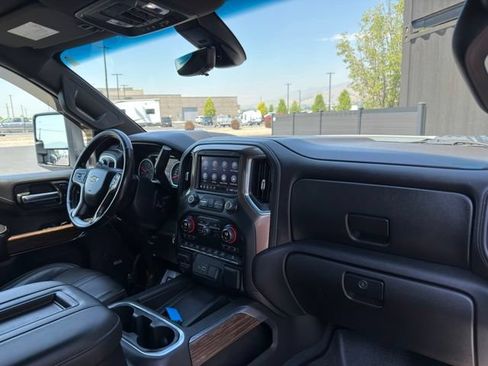 Used 2020 Chevrolet Silverado 3500 High Country w/ Z71 Off-Road Package AWD/4WD image 29