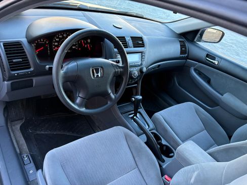 Used 2004 Honda Accord LX image 10