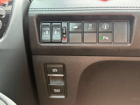 Used 2023 Honda Odyssey Touring image 32