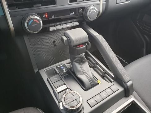 New 2026 Toyota Tacoma TRD Off-Road AWD/4WD image 18