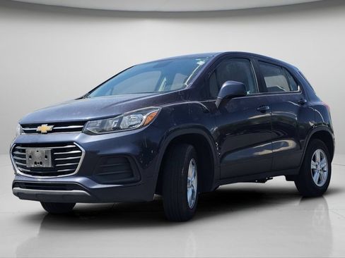 Used 2019 Chevrolet Trax LS AWD/4WD image 18