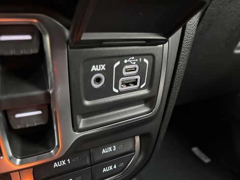 New 2026 Jeep Gladiator Mojave image 42