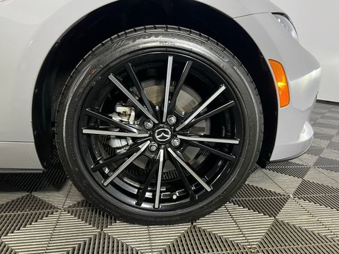 Used 2024 MAZDA MX-5 Miata RF Grand Touring image 16