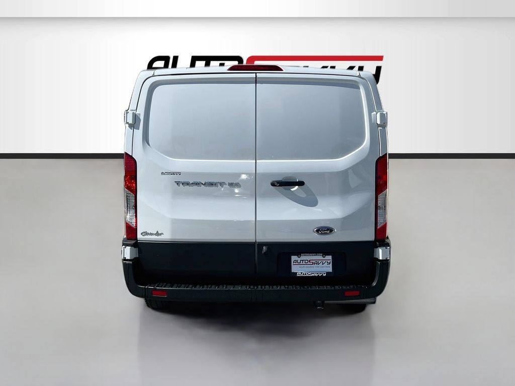 Used 2025 Ford Transit 150 Low Roof RWD image 6