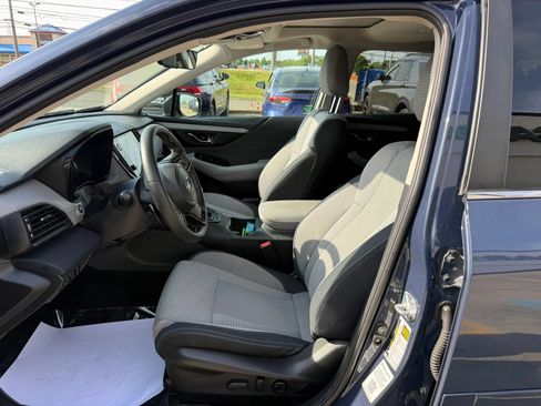 Used 2024 Subaru Outback Premium AWD/4WD image 14