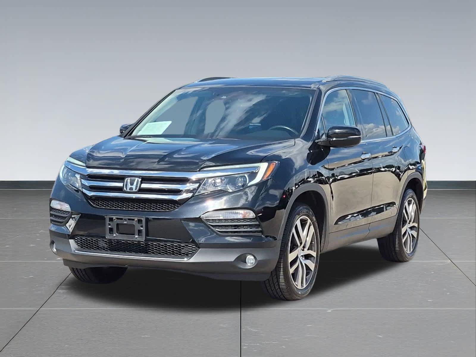 Used 2017 Honda Pilot Elite image 10