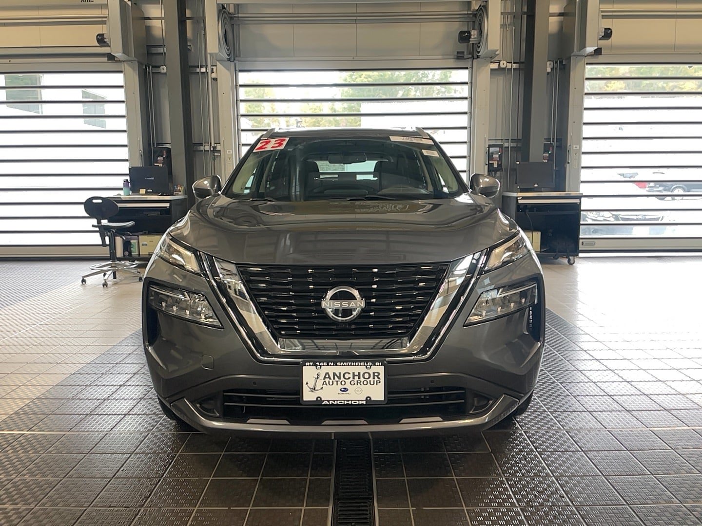 Used 2023 Nissan Rogue SL w/ SL Premium Package AWD/4WD image 2