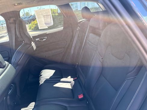 Used 2021 Volvo XC60 T5 Inscription AWD/4WD image 33