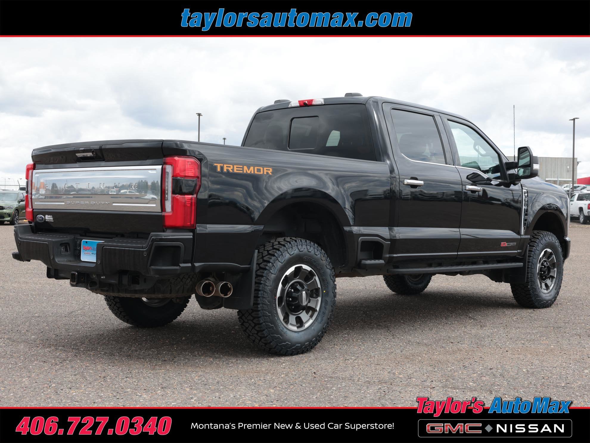Used 2023 Ford F350 Platinum w/ Tremor Off-Road Package AWD/4WD image 4