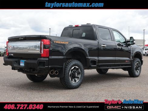Used 2023 Ford F350 Platinum w/ Tremor Off-Road Package AWD/4WD image 4