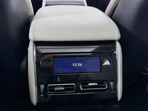 Used 2026 Lincoln Aviator 2WD image 26