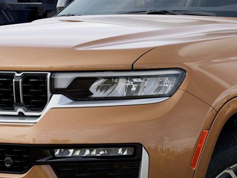 New 2026 Jeep Grand Cherokee L Summit AWD/4WD image 10