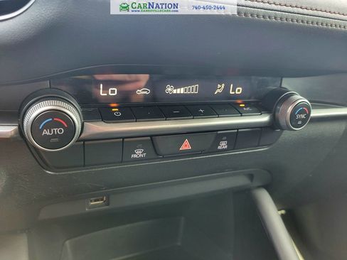 Used 2020 MAZDA MAZDA3 Hatchback image 28