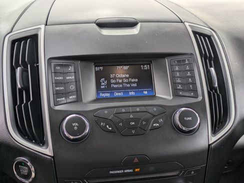 Used 2018 Ford Edge SEL w/ Ford Safe & Smart Package image 22