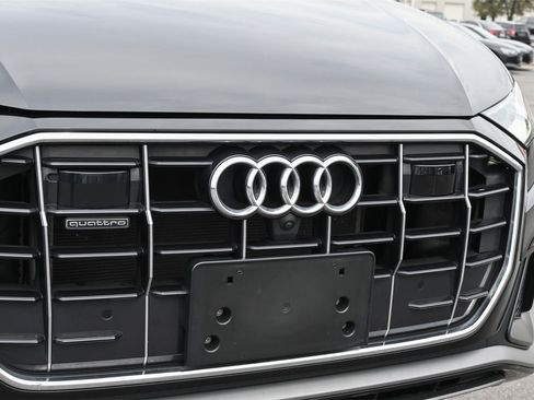 Used 2022 Audi Q8 Premium Plus image 25