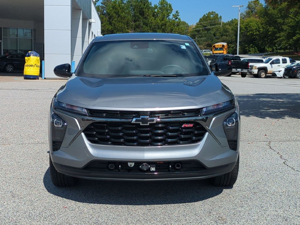 Used 2025 Chevrolet Trax RS w/ Driver Confidence Package FWD image 8