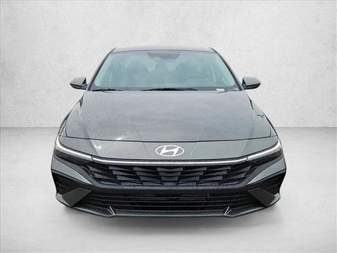 New 2026 Hyundai Elantra Hybrid FWD image 6