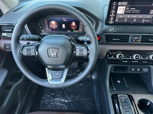 New 2026 Honda Pilot Elite image 15