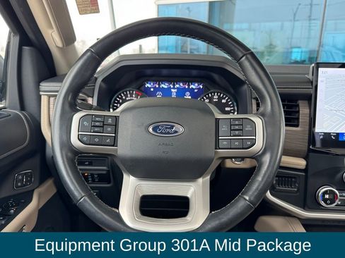 Used 2024 Ford Expedition Max Limited image 8
