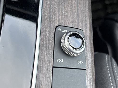 Used 2025 Audi Q5 2.0T Premium Plus w/ Premium Plus Package image 43