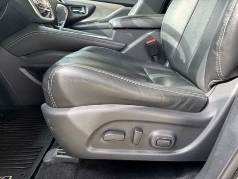 Used 2018 Nissan Murano SL w/ Midnight Edition Package image 15