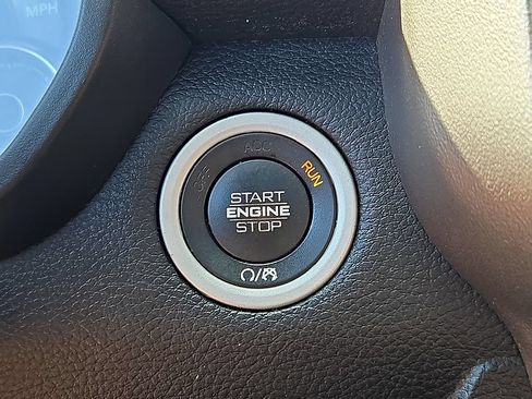 Used 2019 RAM 1500 Big Horn AWD/4WD image 24