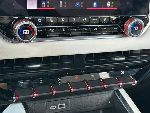 Certified 2024 GMC Canyon AT4X AWD/4WD image 27