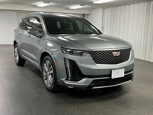 Certified 2024 Cadillac XT6 Premium Luxury w/ Technology Package image 7