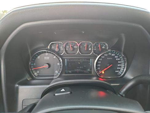 Used 2018 GMC Sierra 1500 SLT image 19